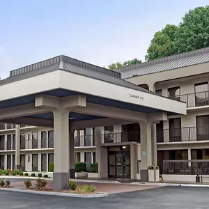 Baymont By Wyndham Airport Hotel Nashville