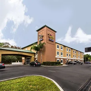 Hotel Sleep & International Airport **